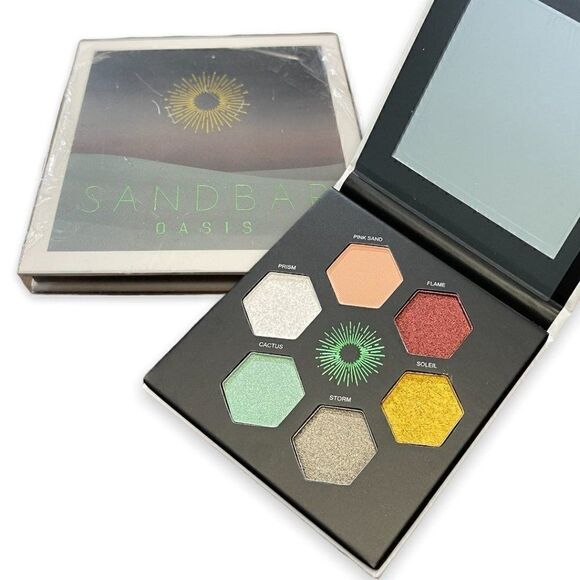 Sandbar Oasis Eyeshadow Palette  - Picture 1 of 5